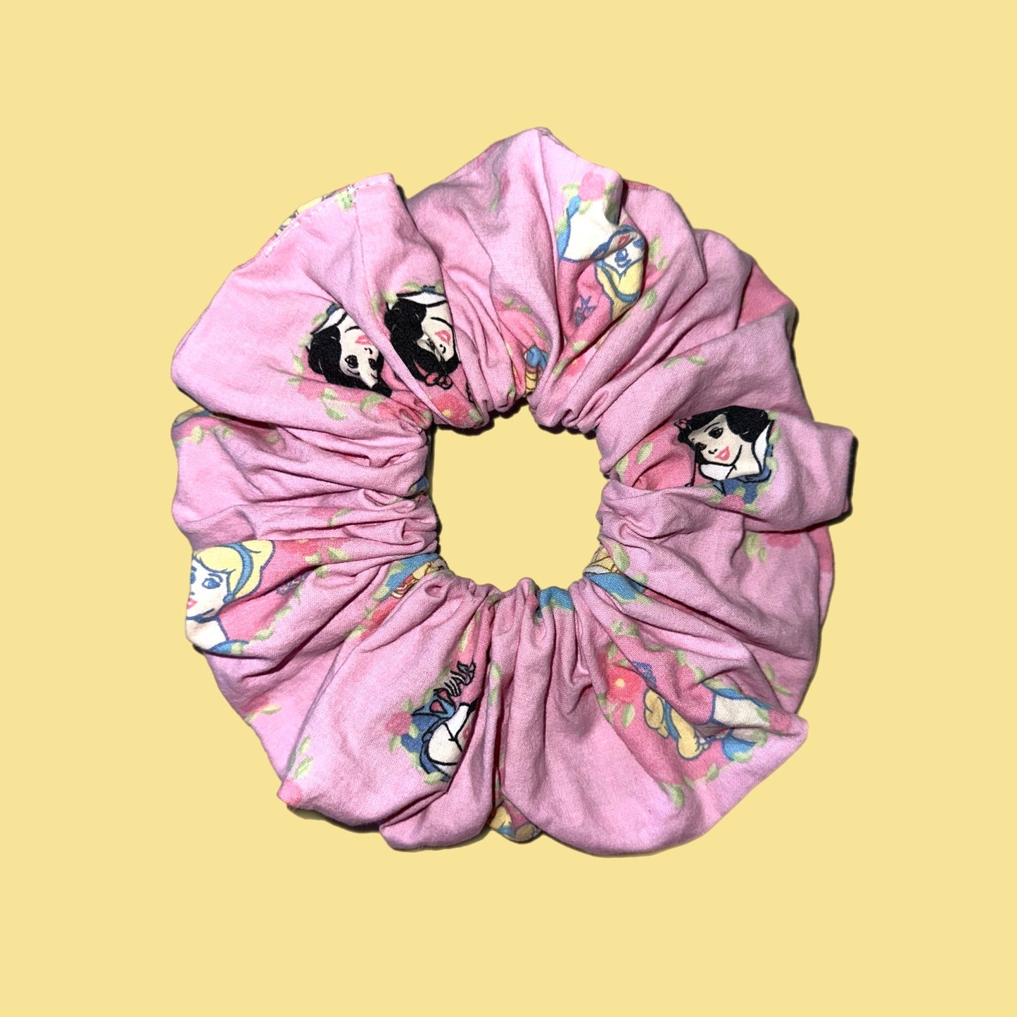 PRINCESS 1OF1 XXL SCRUNCHIE