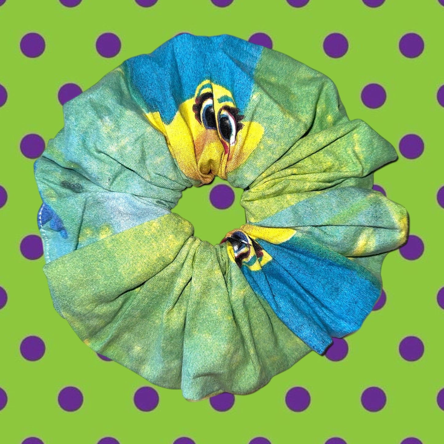 TROLDE 1OF1 XXL SCRUNCHIE