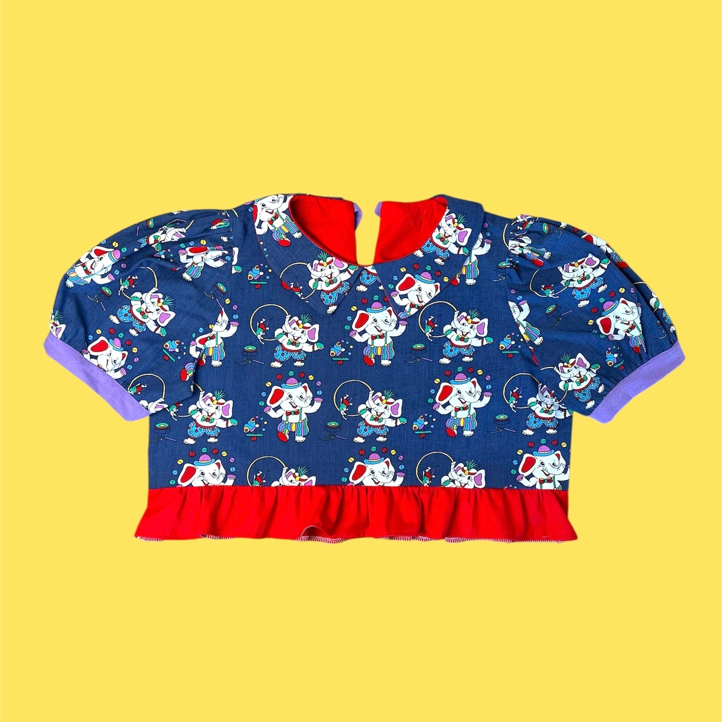 ELEPHANT CROPPED BLOUSE (M/L)