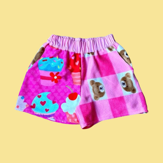 Teddybear / cupcake shorts (XS) 53